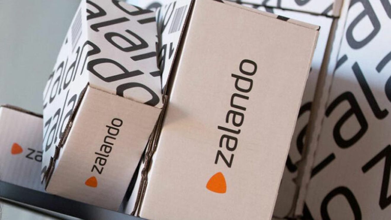 Retailerul online de modă Zalando estimează un profit ajustat înainte de dobânzi şi taxe între 440 şi 480 milioane de euro în acest an