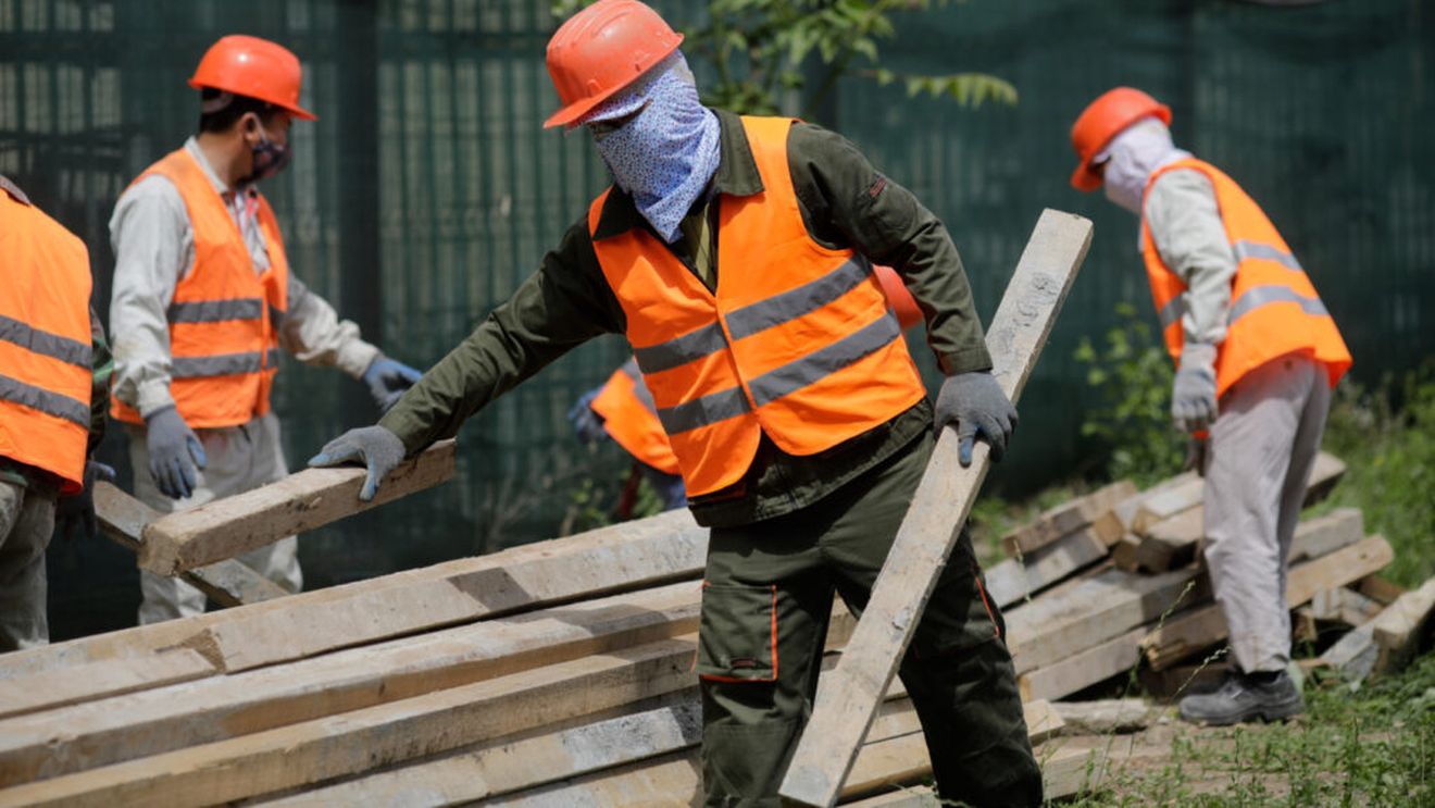 Inspectoratul General pentru Imigrări: 77.400 de avize de angajare pentru străinii care vor să lucreze în România au fost emise în primele 9 luni ale anului