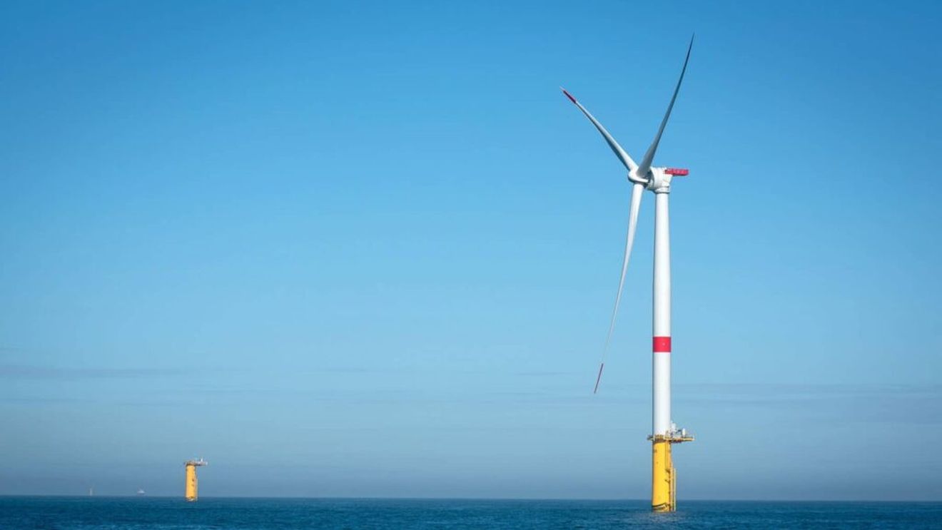 Energia eoliană offshore se află într-un moment de cumpănă, din cauza creșterii costurilor și a problemelor din lanțul de aprovizionare. „România își poate îmbunătăți poziția”