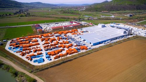 Grupul TeraPlast a inaugurat fabrica de folii stretch Opal în judeţul Bistriţa-Năsăud / Investiția totală este de 18,5 milioane de euro, din care 5,3 milioane de euro reprezintă ajutor de stat