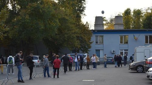 Final de săptămână cu record de vaccinări anti-COVID-19 în România, în prag de restricții