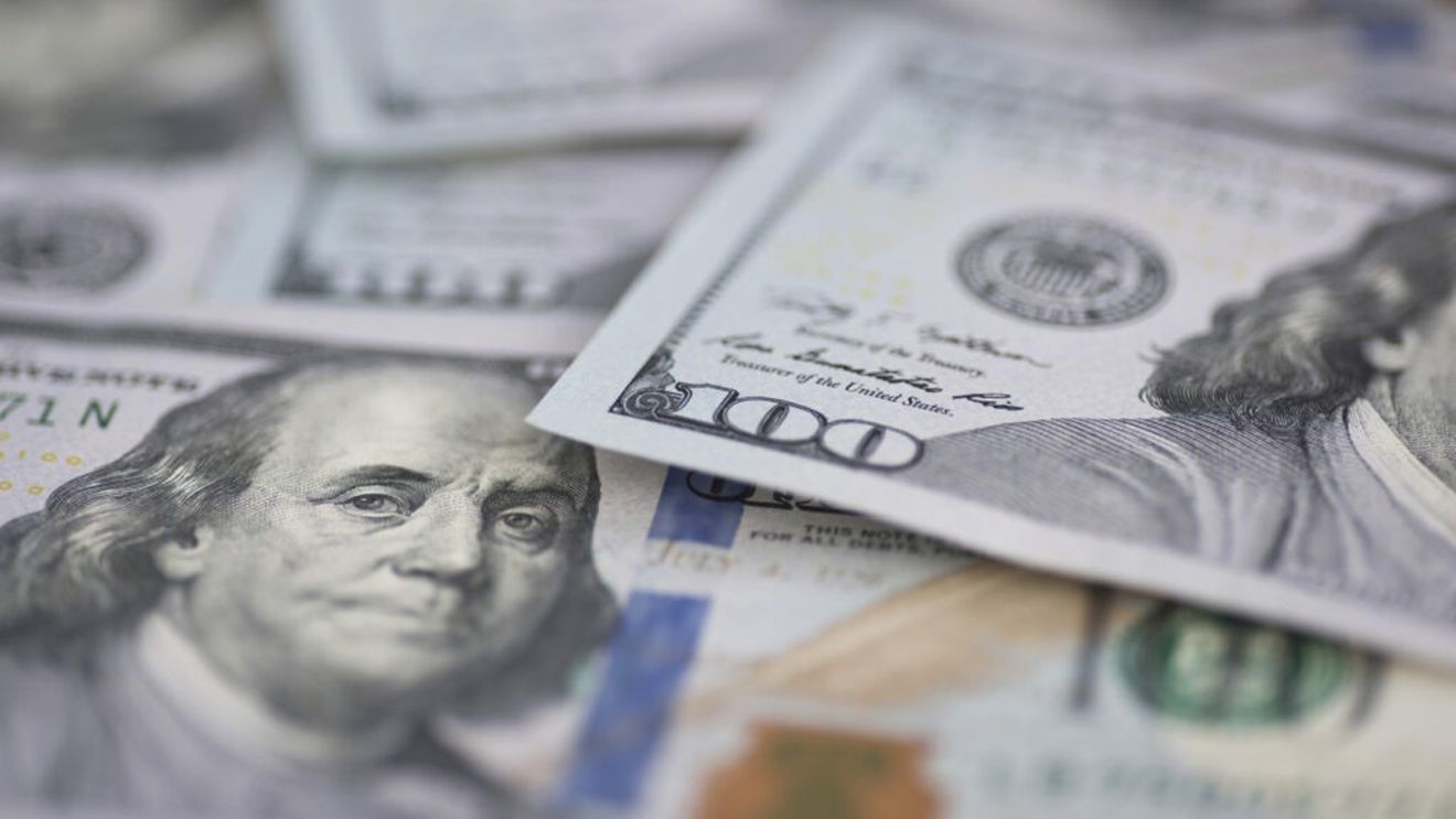 Datoria mondială a trecut de 320.000 de miliarde de dolari pe fondul revenirii apetitului pentru risc, arată un raport al Institutului Internaţional pentru Finanţe