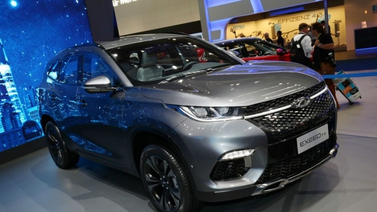 FOTO Producătorul auto chinez Chery trimite primele mașini în România: „România nu va fi doar punct strategic de acces pe continent, ci și hub pentru dezvoltarea rețelelor locale de servicii, retail și a ecosistemelor de utilizatori”