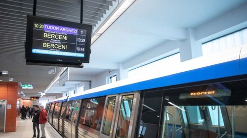 Nicuşor Dan ar fi acord ca Primăria să preia metroul de la ministerul Transporturilor, dar nu are încredere că Guvernul va da şi banii pentru subvenţie