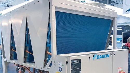 Efectul scumpirii energiei. Piața pompelor de căldură a crescut cu peste 30% ȋn ultimele trei luni