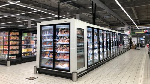 Ministrul ucrainean de Externe îndeamnă la boicotarea supermarketurilor Auchan, după ce grupul francez a anunțat că își menține activitățile din Rusia