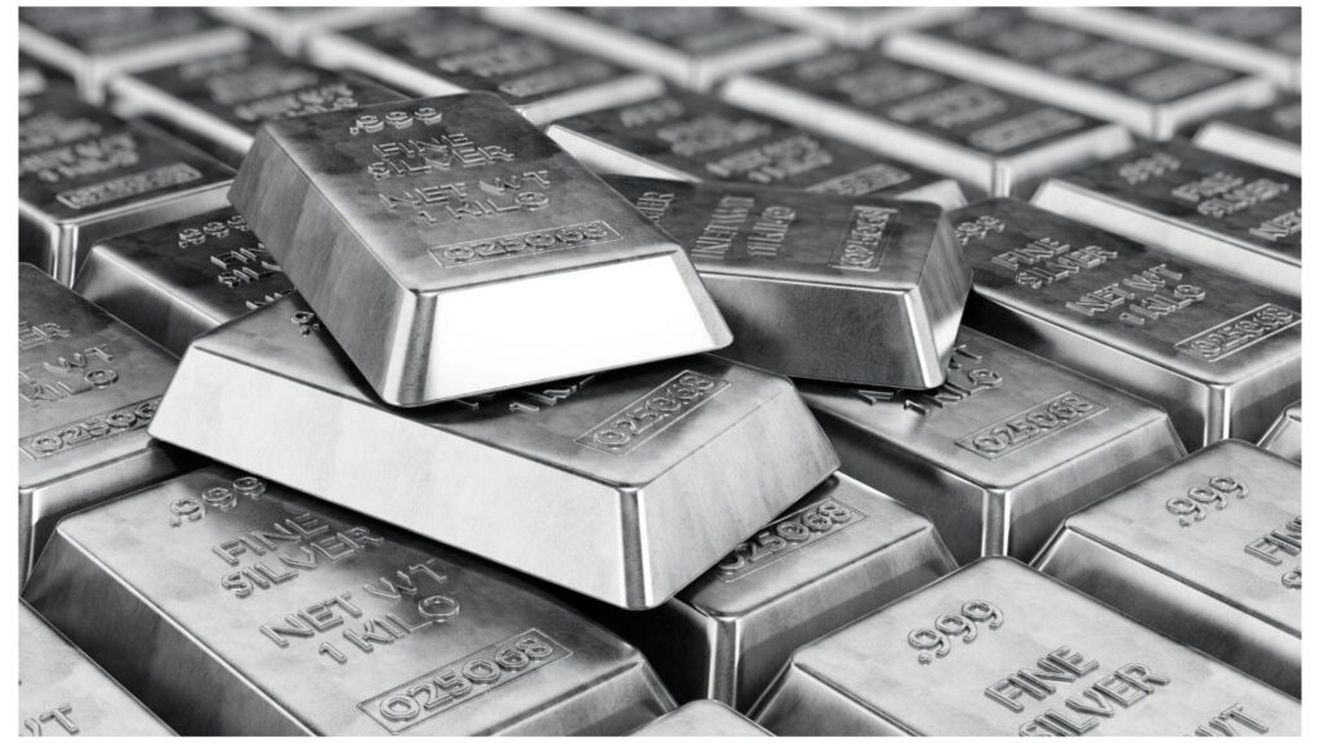 Prețul argintului a crescut cu 20% în acest an/ Pentru un randament peste rata inflației, trebuie deținut pentru cel puțin cinci ani, spun experții