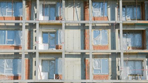 Volumul lucrărilor de construcții a crescut cu aproape 20% în primele două luni ale anului față de aceeași perioadă din 2024