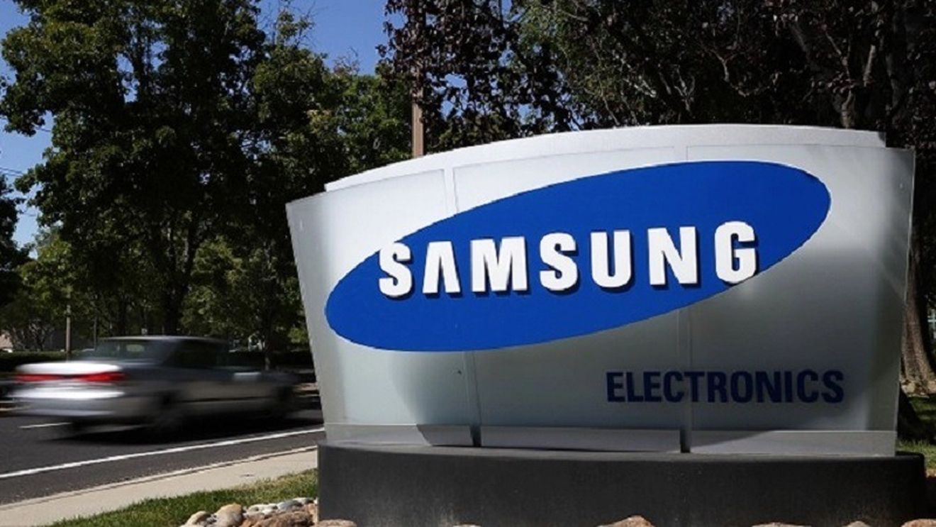 Comisia Europeană a extins investigaţia privind fabrica Samsung din Ungaria