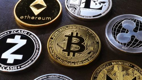 Bitcoin și ether scad puternic, după informațiile care indică o politică mai agresivă a Federal Reserve față de inflație / De ce sunt îngrijorați analiștii crypto de revoltele din Kazahstan