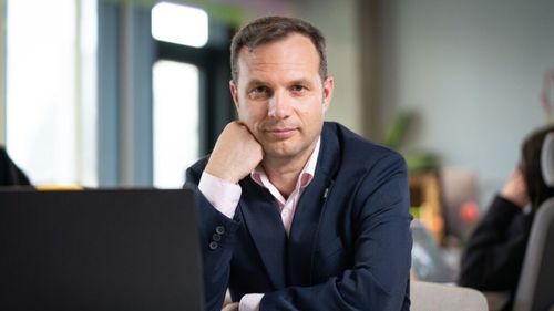 O companie românească a dezvoltat o soluție de digitalizare care ajută universitățile să economisească mii de zile care altfel ar fi dedicate raportărilor