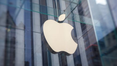 Comisia Europeană închide investigația privind obligațiile Apple în materie de opțiuni ale utilizatorilor / Compania a luat măsuri pentru a remedia problemele și permite inclusiv dezinstalarea browserului Safari