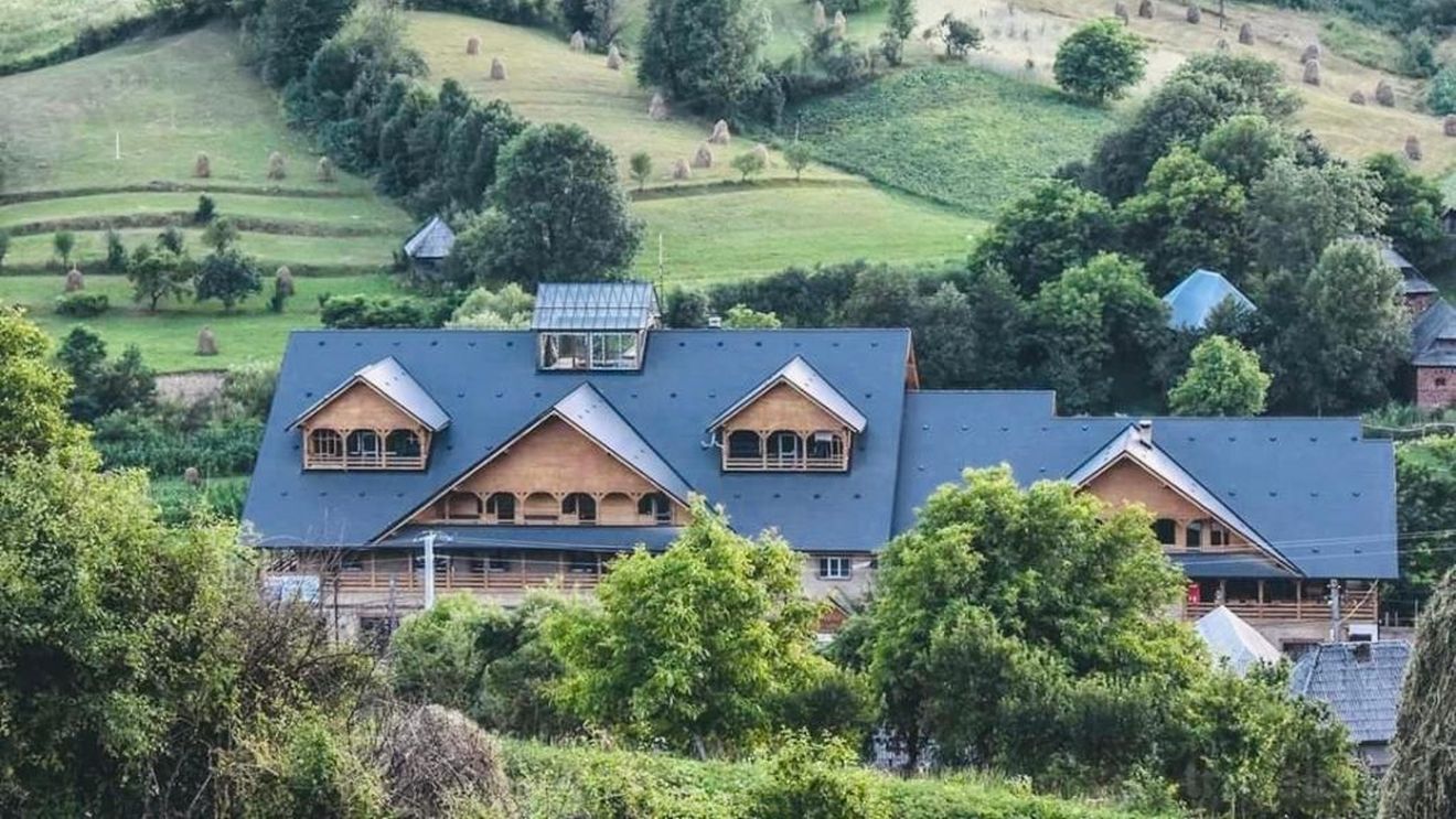 Vouchere de vacanță și pentru mediu privat: Inițiativa a trecut tacit de Senat / Impactul bugetar s-ar ridica la peste 6 miliarde lei anual