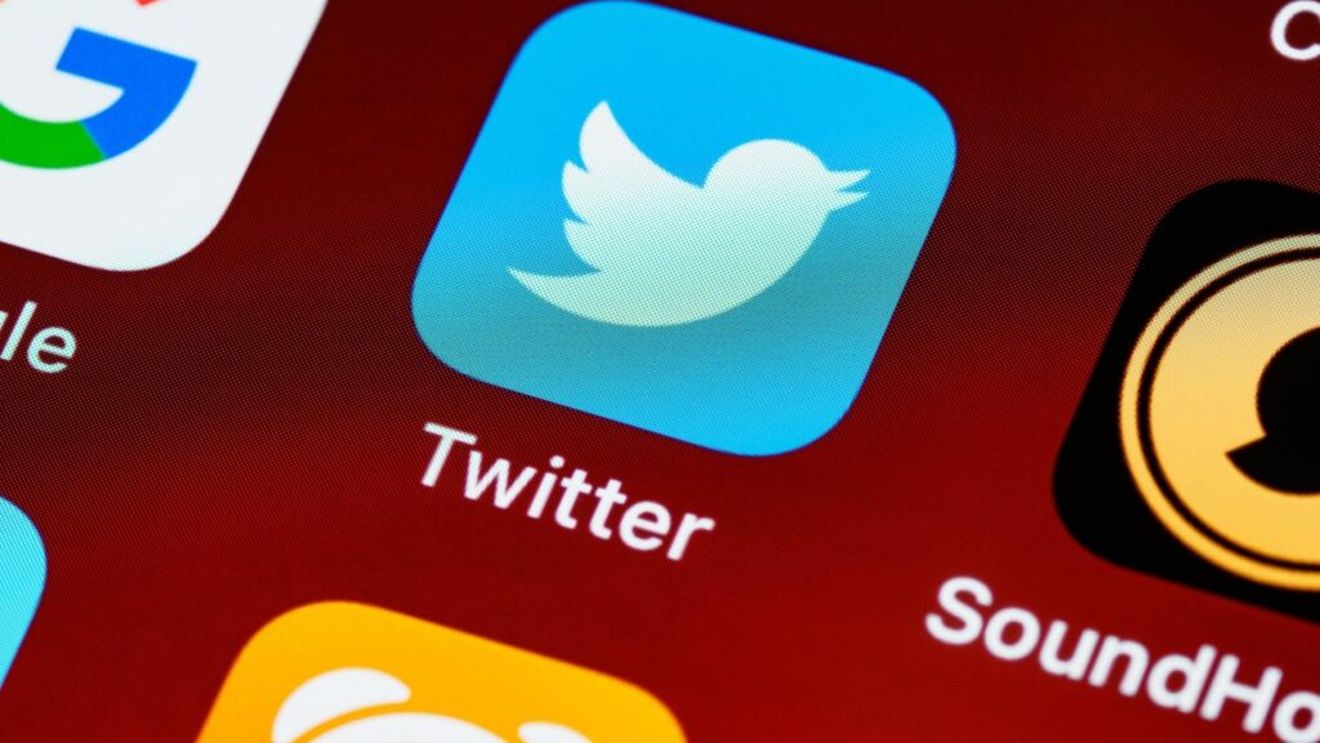 Elon Musk ar putea deveni CEO-ul temporar al Twitter după ce va finaliza achiziția de 44 miliarde de dolari