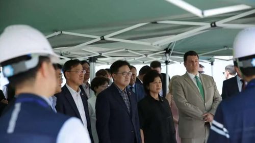 Nuclearelectrica l-a primit pe preşedintele Adunării Naţionale Coreene la centrala nucleară din Cernavodă, în contextul cooperării privind retehnologizarea reactorului 1 şi dezvoltarea primei Instalaţii de Detritiere din România