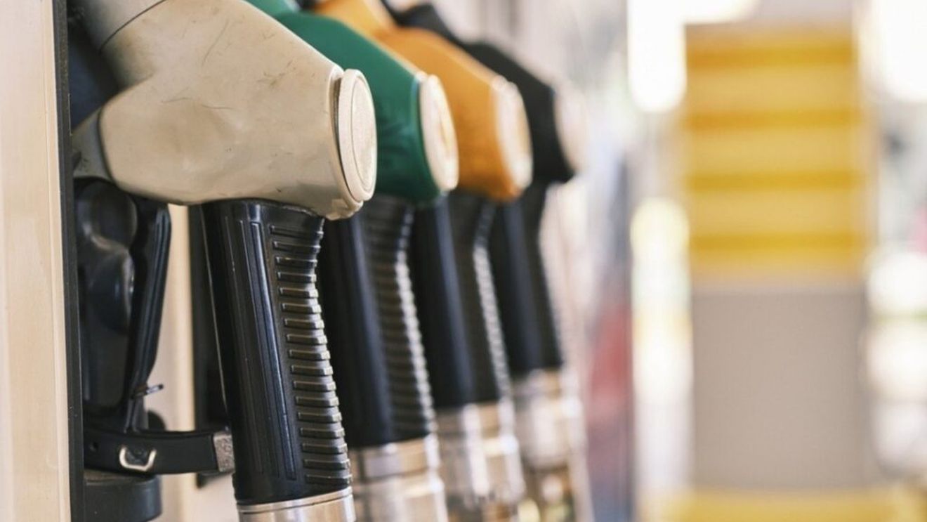 Noul sistem UE de tarifare a emisiilor de dioxid de carbon ar putea crește prețurile la benzină și gaz peste estimările inițiale, recunosc eurodeputații