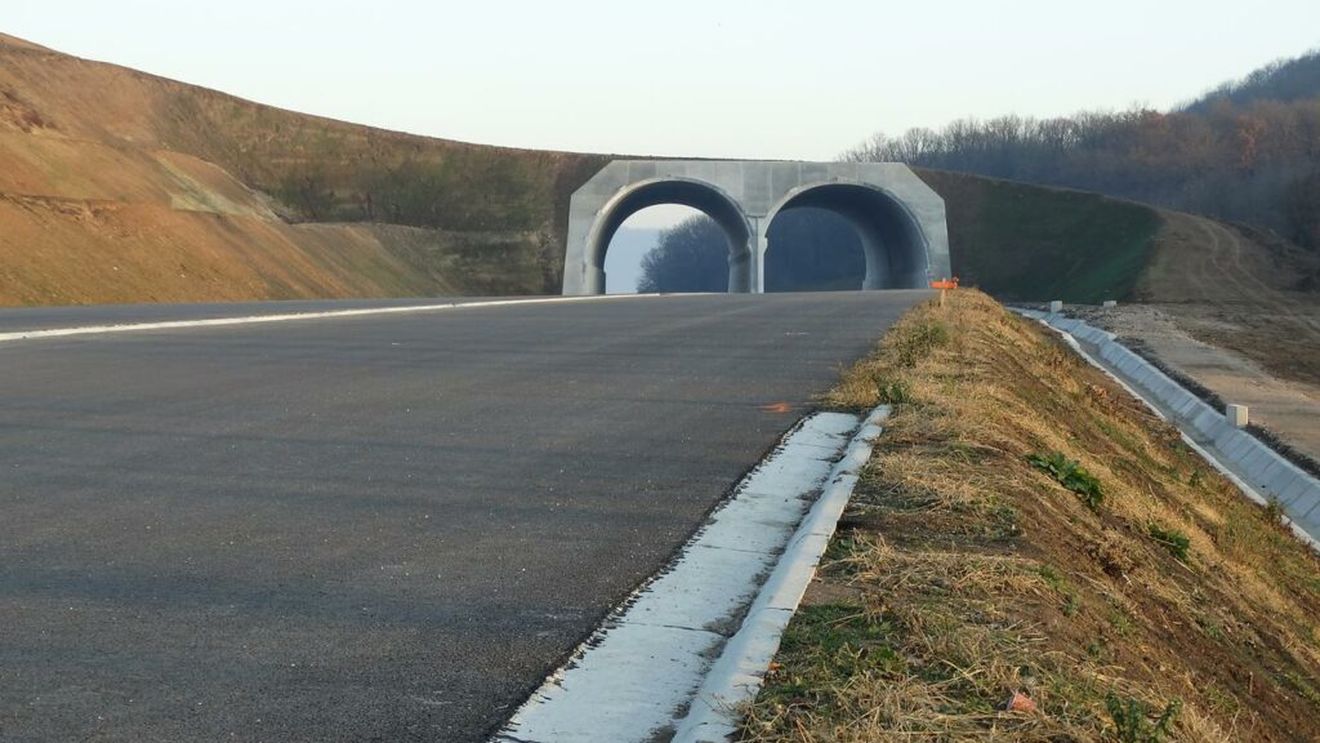 Cel mai mare contract pentru o autostradă în România: Noua licitație pentru lotul cu Tunelul Meseș de pe A3 – Transilvania a fost publicată în SEAP. Cel mai scump, lung și greu lot de autostradă costă între 7,5 și 8,8 miliarde lei