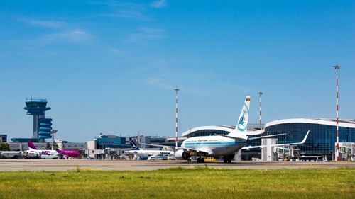 Sindicatul Companiei Aeroporturi Bucureşti începe protestele și cere exceptarea companiei de la aplicarea unor măsuri disciplină fiscală