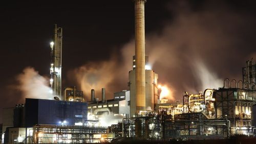 ANRE a aprobat un ordin prin care alimentarea oraşelor cu energie termică să fie unitară la nivel naţional