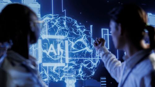 Director al Centrului European de Competenţă în domeniul Securităţii Cibernetice: AI-ul este prioritatea numărul 1 în ceea ce priveşte investiţiile 