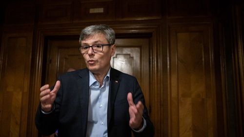 Fostul ministru al Energiei Virgil Popescu, despre achiziția de către compania statului ungar MVM a E.ON: Propun un parteneriat Romgaz - Hidroelectrica, încât tot mai mulți români să poată beneficia de oferta la prețuri accesibile