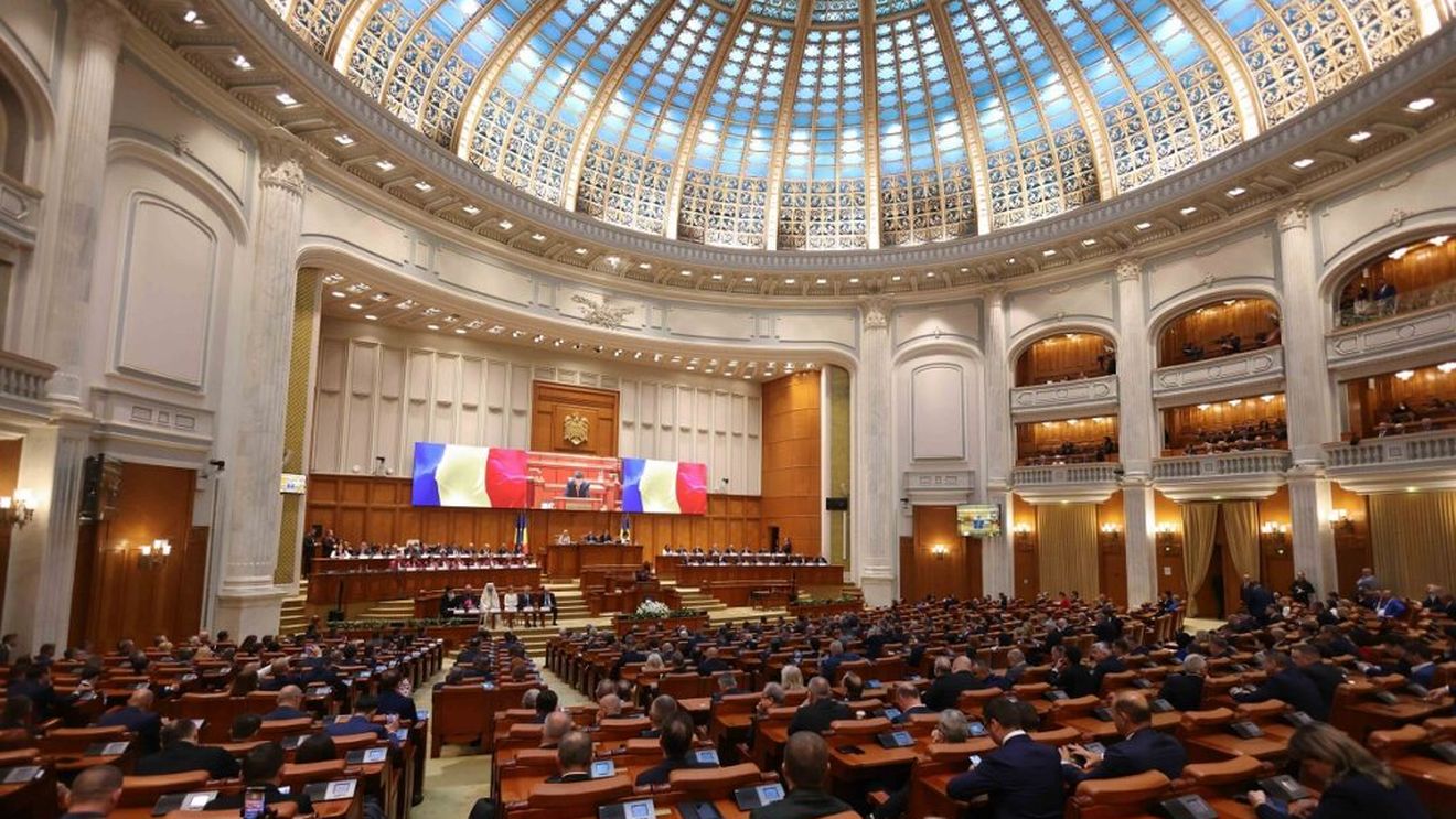 SURSE Viitorul guvern ar putea legifera măsurile dure de reformă prin asumarea răspunderii. Miza: reducerea deficitului bugetar produs de guvernul Ciolacu