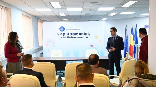 Au fost semnate 23 de noi contracte pentru înfiinţarea de centre de zi cu fonduri din PNRR, pentru copii