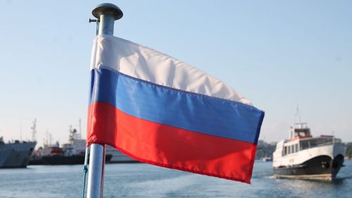 Ministerul Economiei din Rusia estimează că prețul mediu al barilului de petrol Brent va scădea cu aproape 17%, în 2025