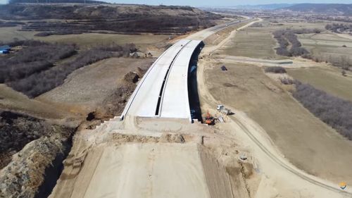 VIDEO „Șanse maxime să circulăm pe Autostrada Sibiu – Pitești până la final de an”, spune Asociația Pro Infrastructură