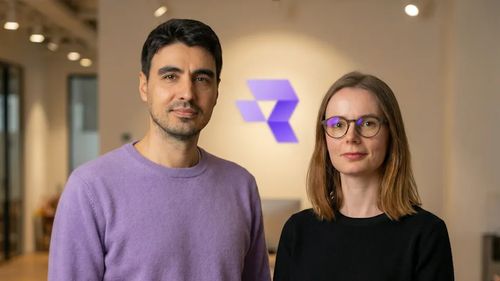 Doi fondatori români atrag 50 de milioane de dolari pentru a dezvolta Runware, platforma lor de infrastructură AI