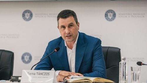 Ministerul Mediului vrea să scoată la concurs zeci de posturi vacante, deși angajările la stat sunt înghețate