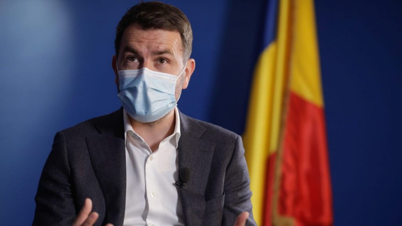 Drulă anunță noi întârzieri la autostrăzile și căile ferate finanțate prin PNRR / Grindeanu, provocat să respecte termenele pentru Autostrada Ploiești – Buzău: „Sorine, o ratezi și pe asta?”