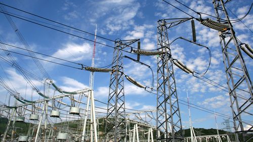 Federaţia Patronală a Energiei cere Guvernului consultare reală şi timp pentru analiză asupra proiectului de OUG de modificare a Codului fiscal