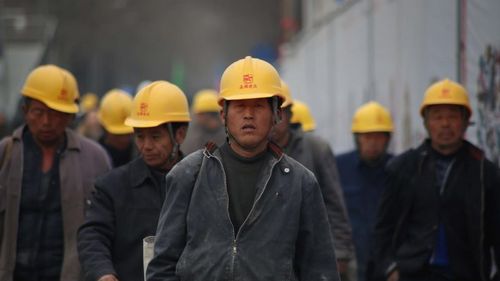 Activitatea de producţie a Chinei a scăzut în august la un nivel minim al ultimelor şase luni