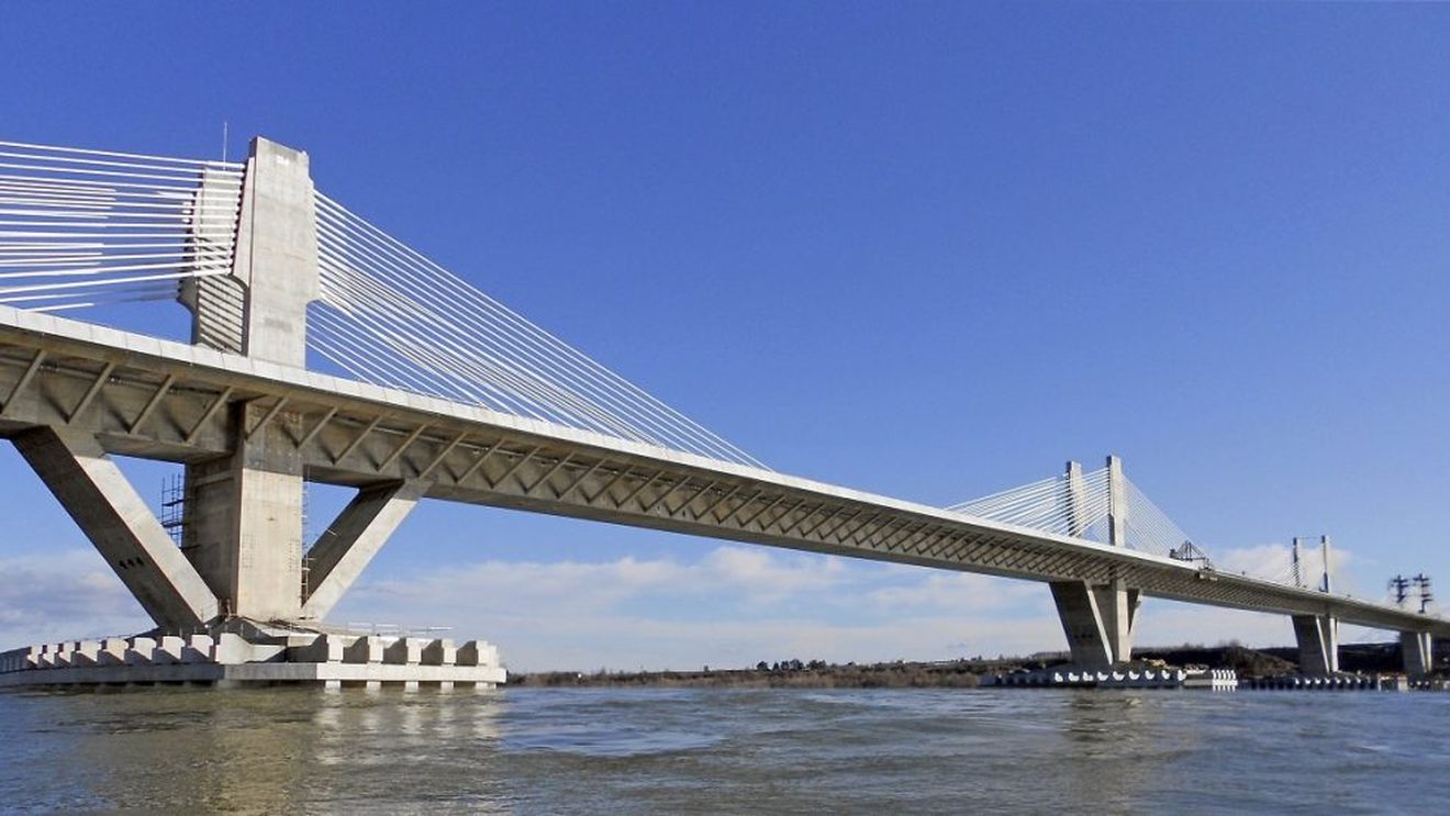 Bulgaria caută soluții pentru relaxarea traficului la al doilea pod peste Dunăre, dintre Calafat și Vidin