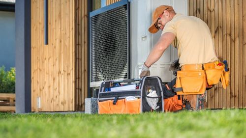 Pompele de căldură geotermale, cele mai eficiente în clima din România / Deși investiția inițială e mare, sistemele pot asigura răcoare pe caniculă și căldură iarna, cu costuri reduse / Totuși, ele nu sunt mereu alegerea evidentă