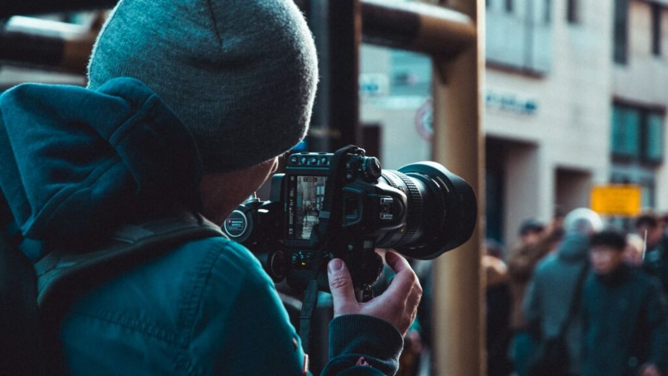 Inquam Photos, principalul furnizor de fotografie de presă la nivel naţional, lansează o campanie pentru respectarea dreptului de autor în România. Cinci redacţii din fiecare judeţ vor primi abonamente gratuite